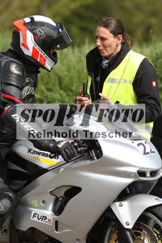 Archiv-2025/10 23.04.2025 Cornu Master School ADR/rot-rouge/22